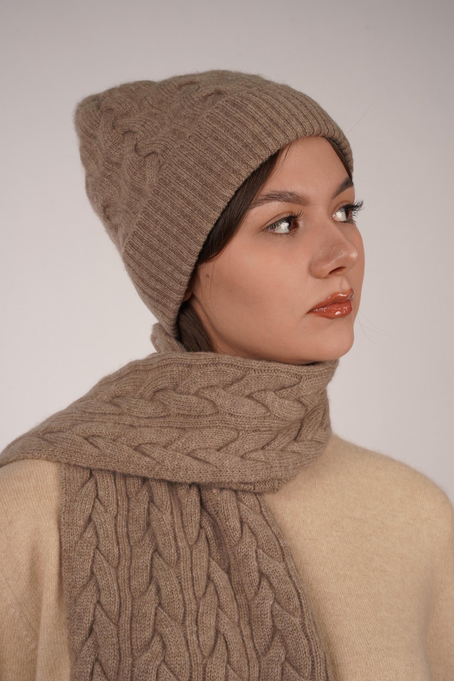 Victoria Cashmere Knitted Scarf